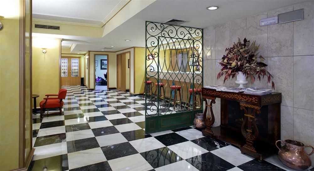 Hotel Monte Carmelo 4*